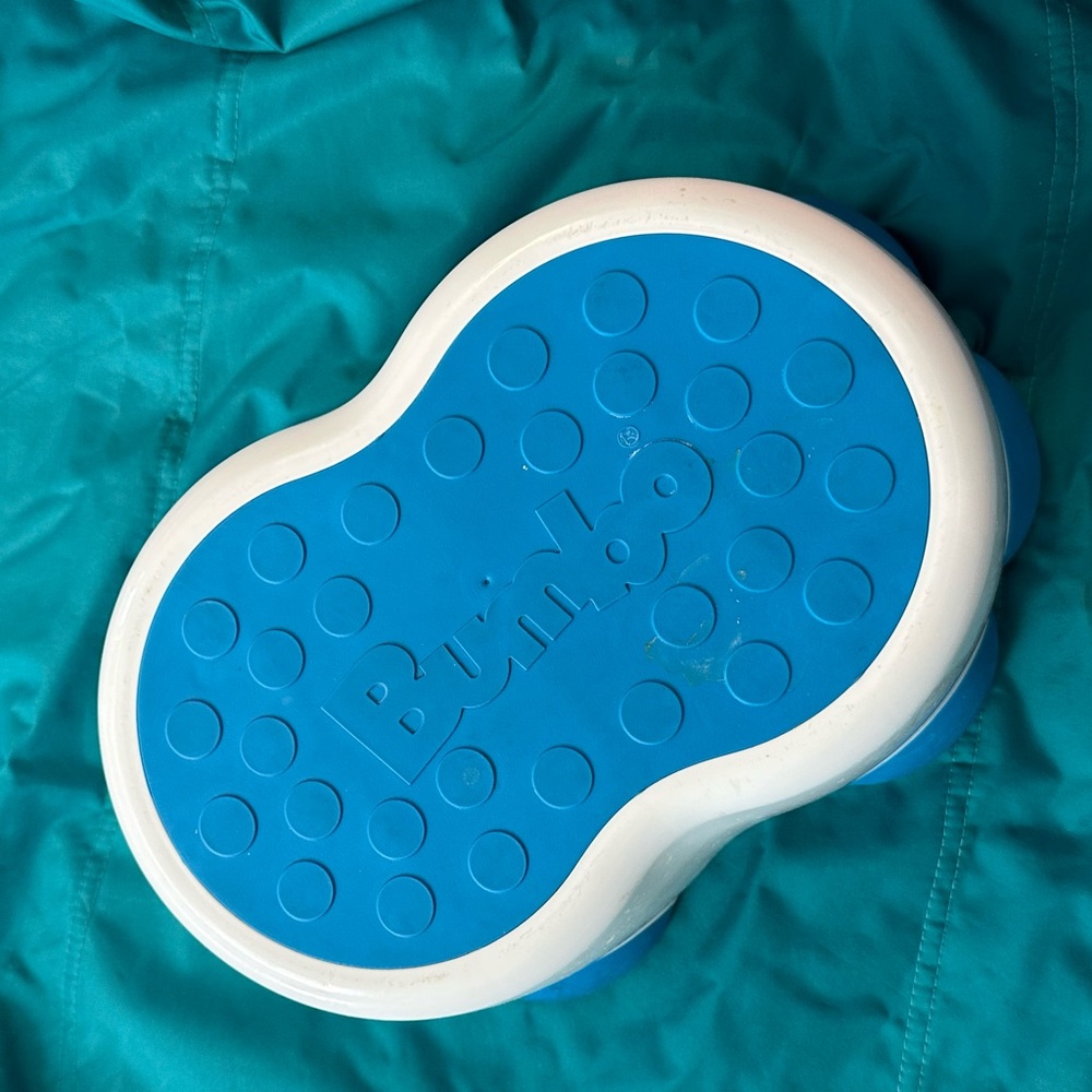 Bumbo step stool